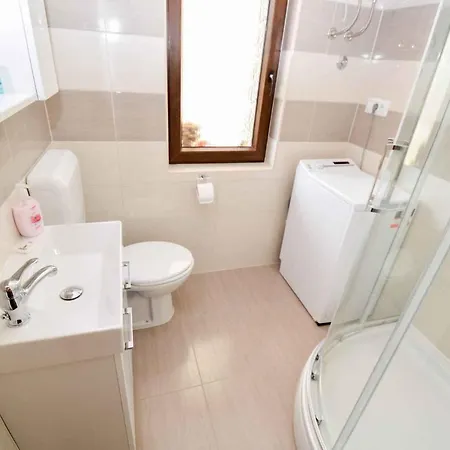 In - Istrien 17457 * プーラ