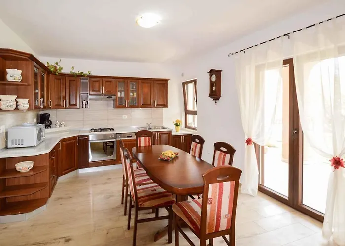 In - Istrien 17457 * Pula