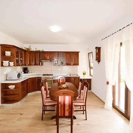 Apartment In - Istrien 17457 *